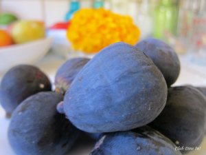 The fig season is short-lived, so hurry get them fresh while you can!