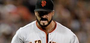 091010-MLB-Brian-Wilson-PI_20100911013240_660_320